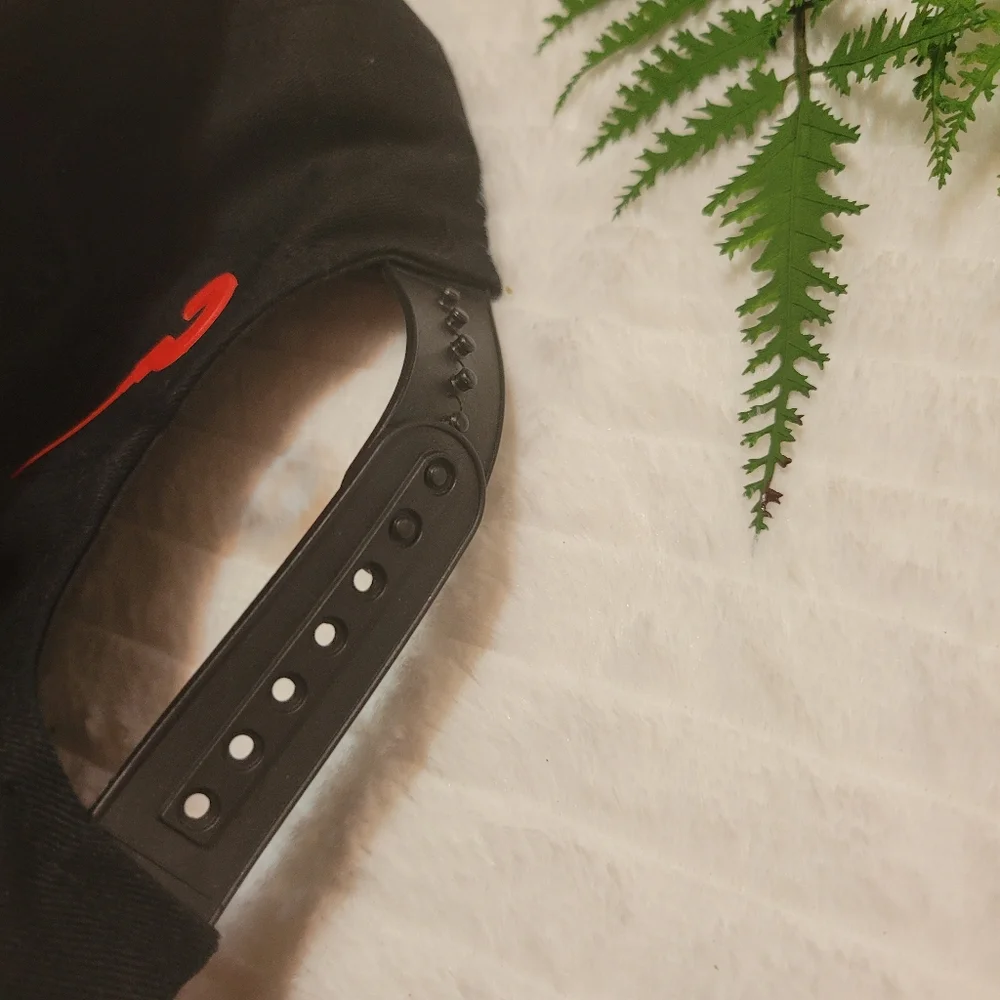 Cap - Picture 5 of 6